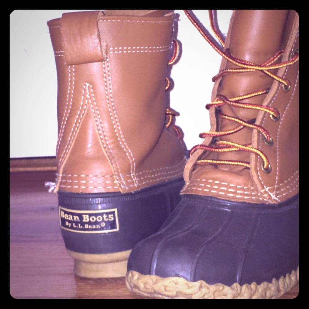L.L. Bean signature bean boots